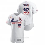 Maglia Baseball Uomo St. Louis Cardinals Kolten Wong 2020 Stars & Stripes 4th of July Bianco